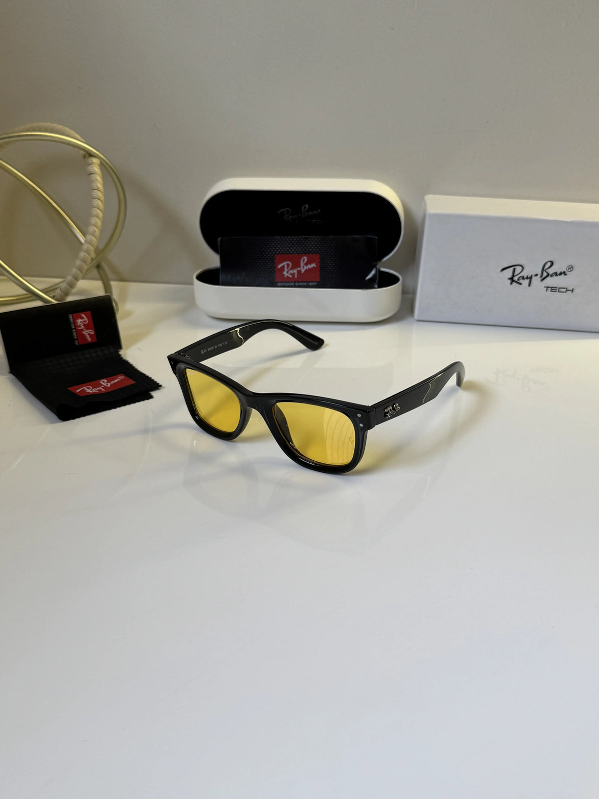 Ray ban Sunglass