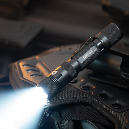 GEN4 2,550 Commando Flashlight