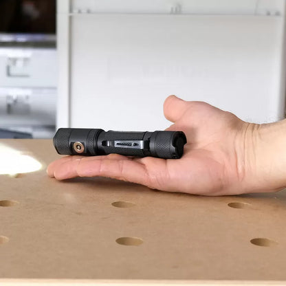 GEN4 2,550 Commando Flashlight