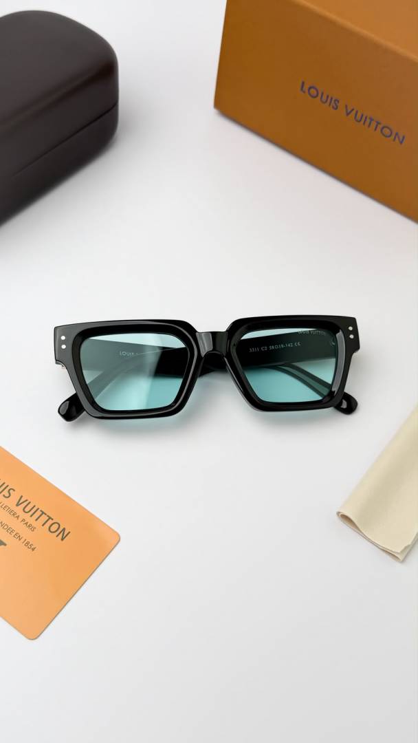 Louis Vuitton Sunglass