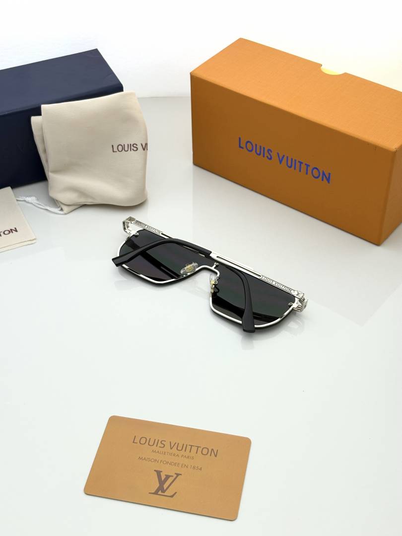 Louis Vuitton Sunglass