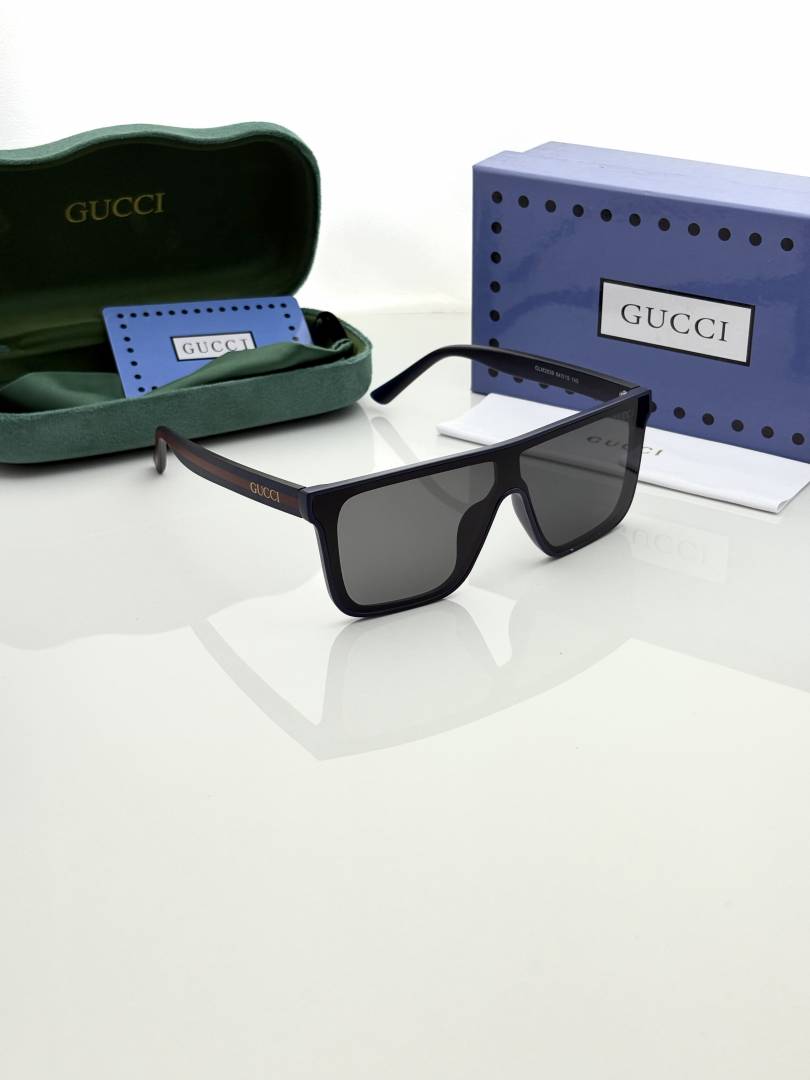 Gucci Sunglass