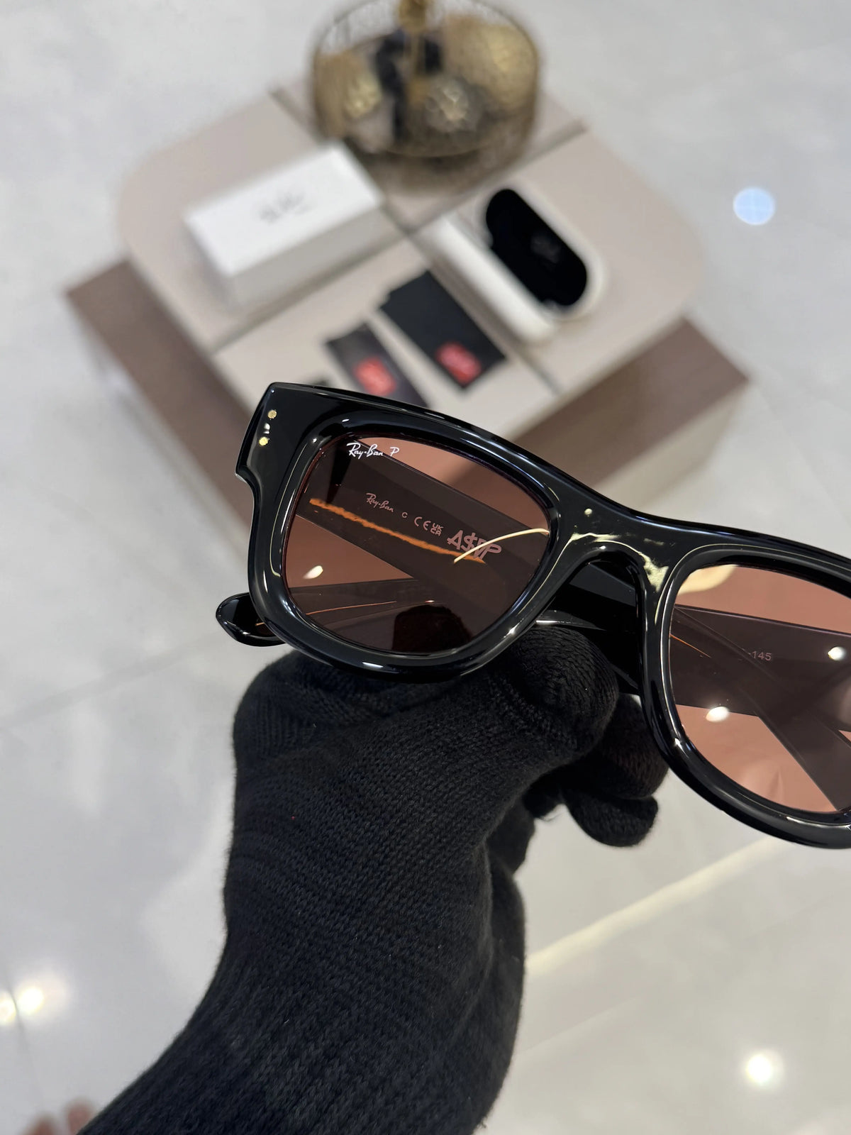 Ray ban Sunglass