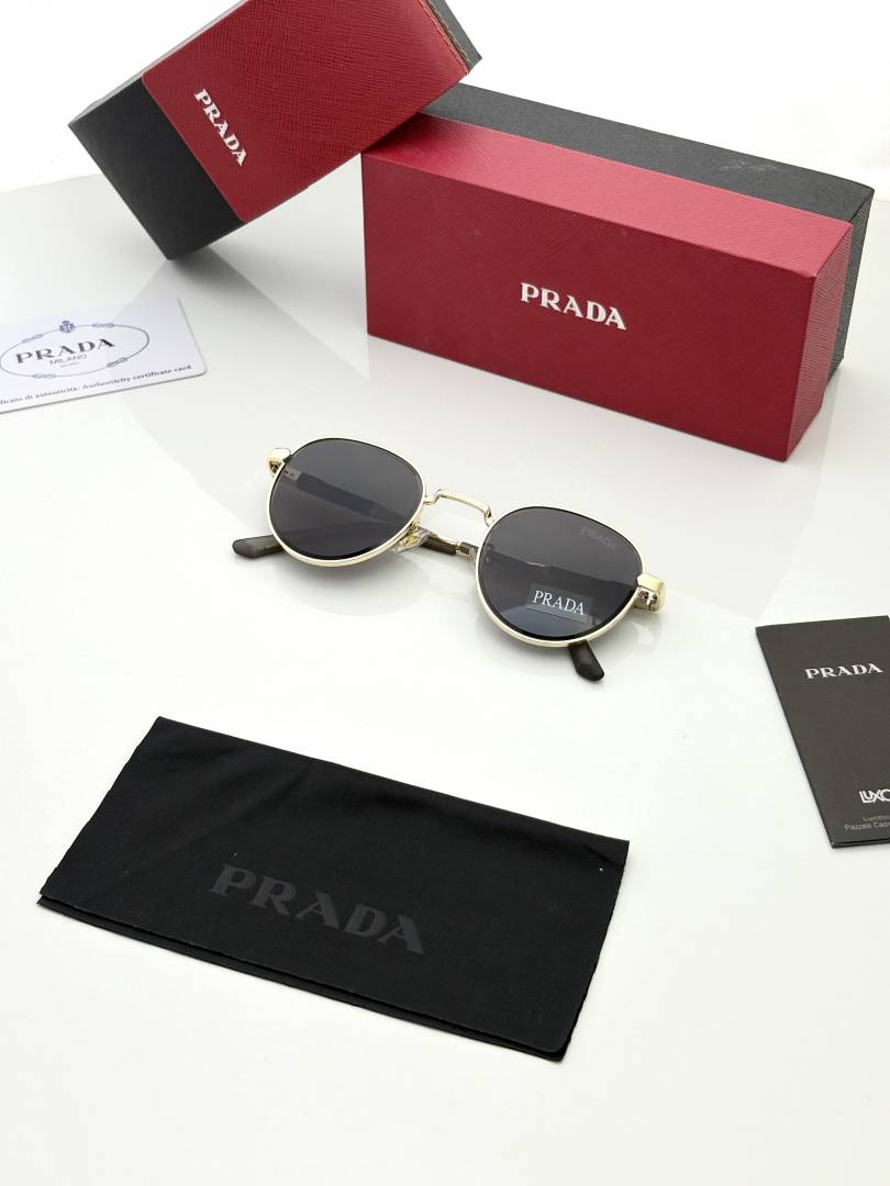 Prada Sunglass