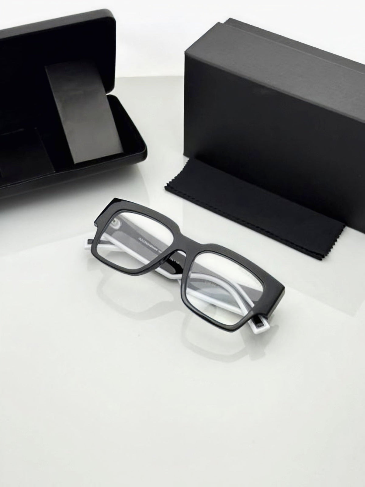Dolce and Gabbana Sunglass